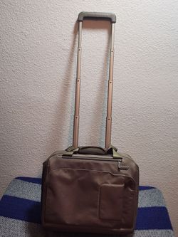 Briggs and Riley Verb Span Expandable Rolling Briefcase