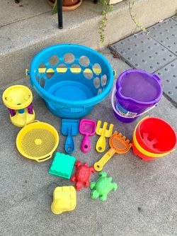 Sand Toys with Basket