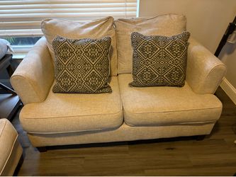 Love seat couch