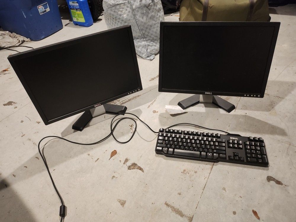 Hp Hard-drive with Two Dell Monitors and Accessories Great Working Condition