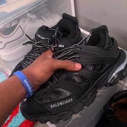 LED Balenciaga Tracks