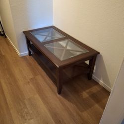 Cocktail Table with 2 matching End Tables