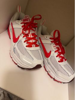 Nike vomero 5 size 5.5
