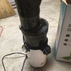 Shine SJX-1 cold press juicer