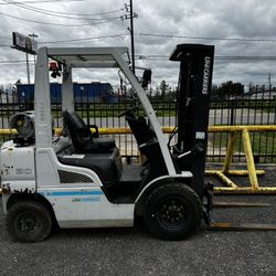 2016 Nissan MU1F2A25LV Forklift