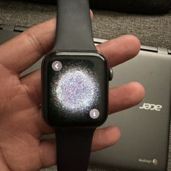 Apple Watch , Chromebook, Apple TV