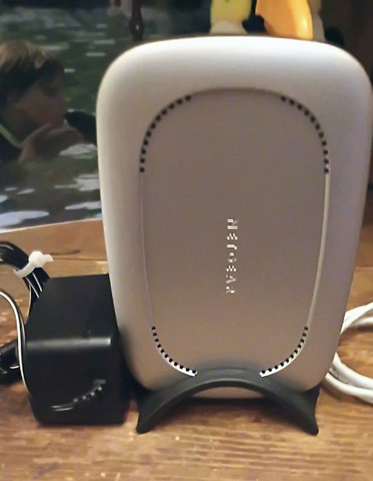 Netgear FS605 Fast Ethernet Switch