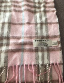 Authentic pink Burberry cashmere scarf