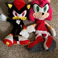 Shadow the Hedgehog and Amy Rose Plushies