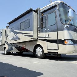 2006 Monaco KNight Quad Slide