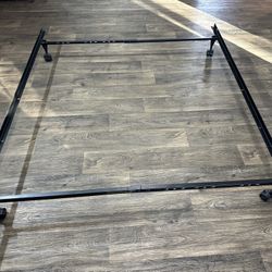 Queen/Full/Twin Size Bed Rails/Frame