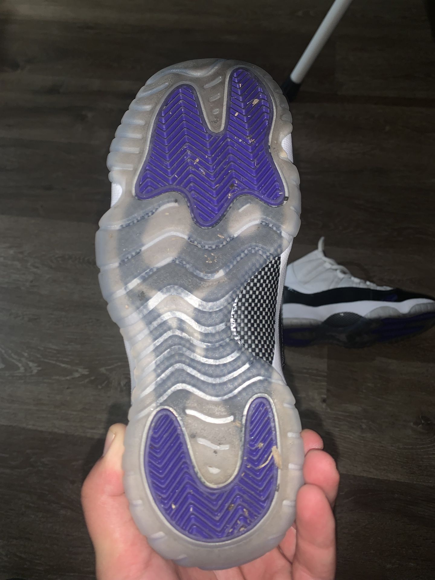 Used Jordan 11 Size 4.5 Youth 