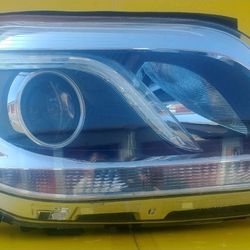 2012 2013 MERCEDES ML RIGHT SIDE RH HALOGEN HEADLIGHT OEM USED