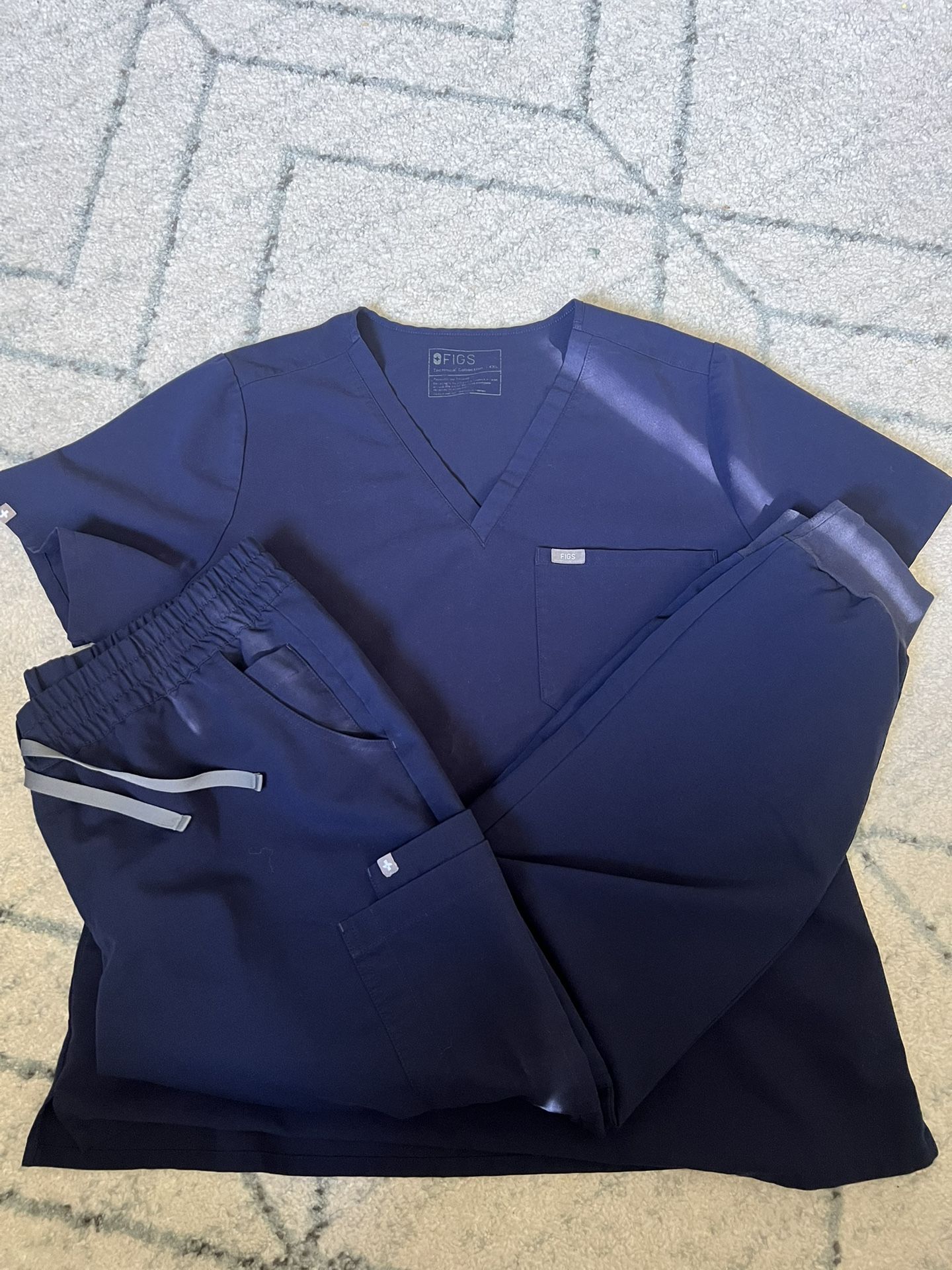 Figs Navy Scrub Set Size 2XL Tall Zamora 2.0 Joggers And 2XL Catarina Top