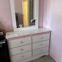 Girls Twin Bedroom set