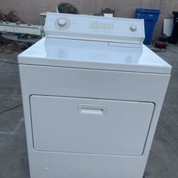 Whirlpool Super Capacity Traditional Gas Dryer