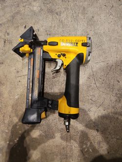 Dewalt pneumatic flooring stapler