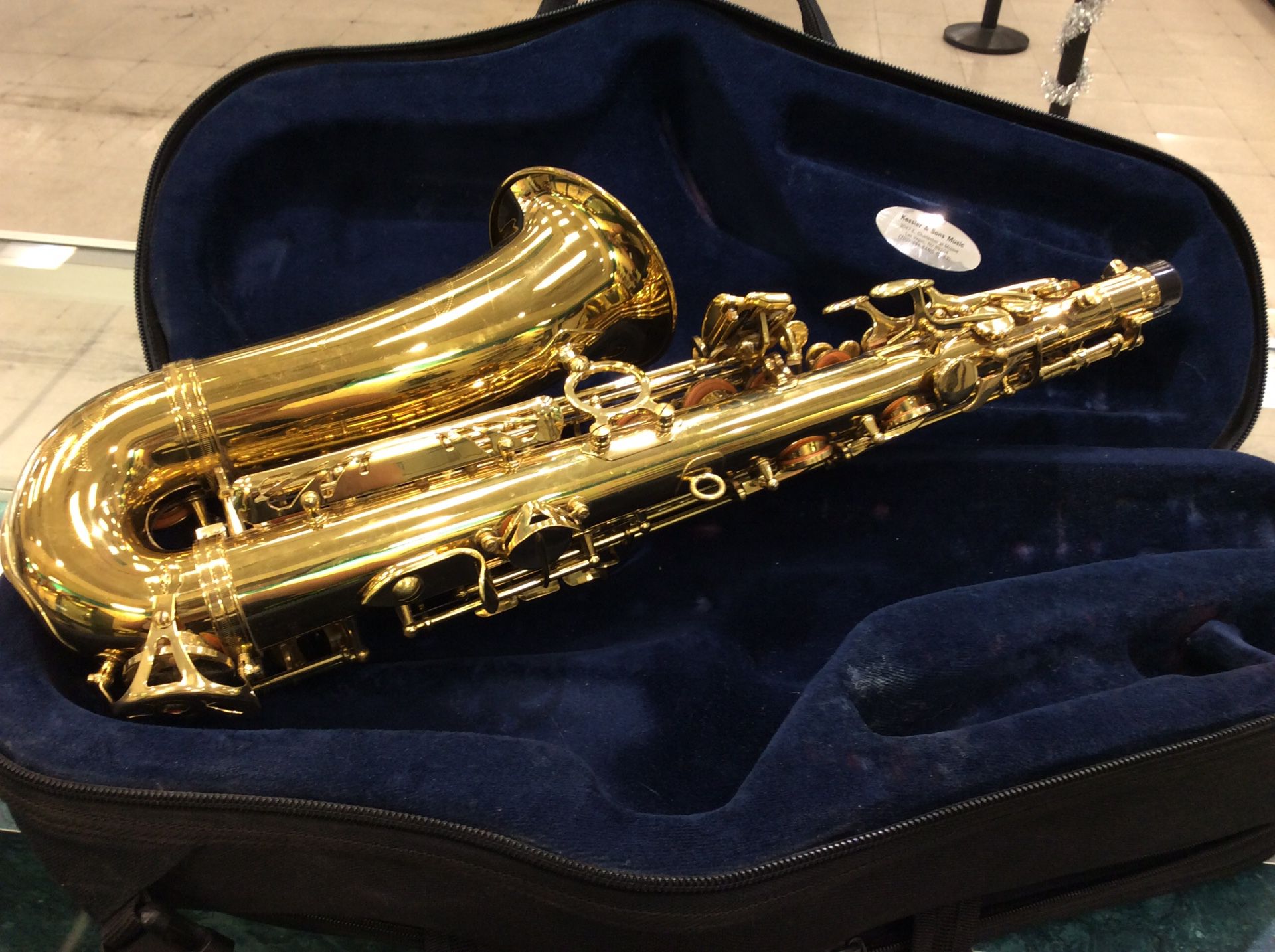 Solist Saxophone w/ case