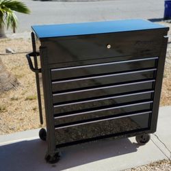 40" Six-Drawer Roll Cart (Gloss Black with Black Trim) By SNAP-ON