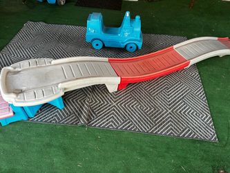 Step 2 Kids Toy Train Ramp Track Set