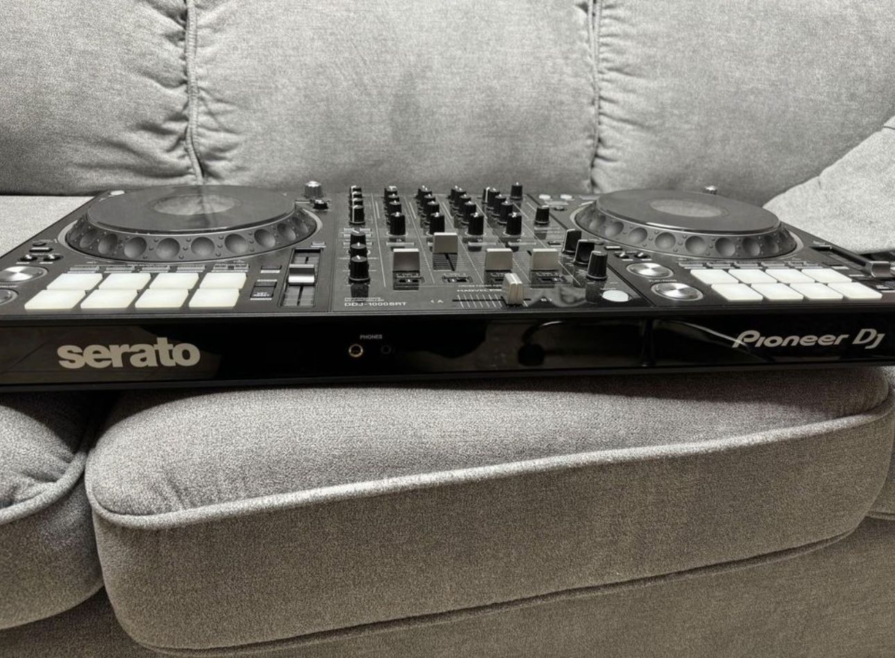 DDJ-1000SRT DJ CONTROLLER
