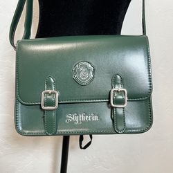 Harry Potter Slytherin Crossbody Purse – Like New