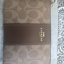 Coach Corner Zip Wristlet