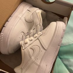 Brand new Baby White Ones 4c