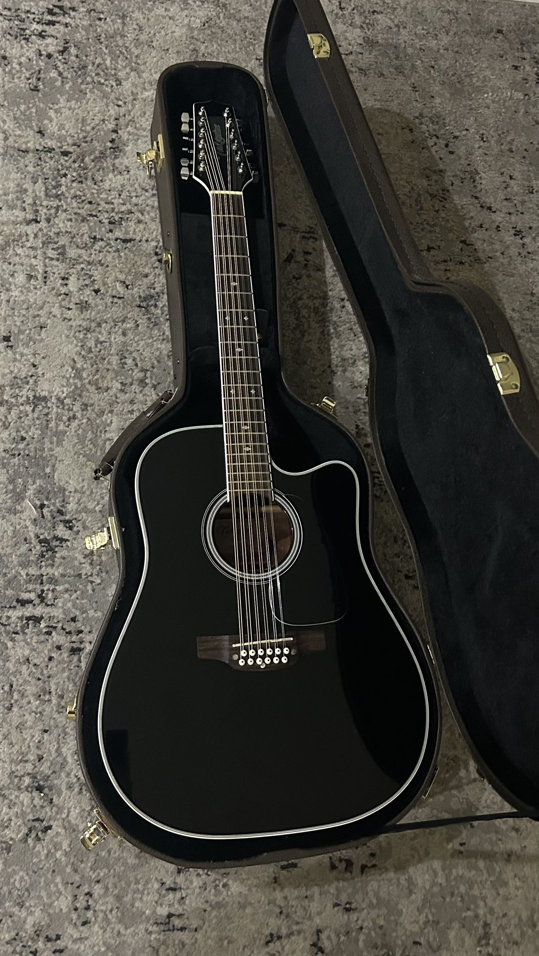 Takamine GD38CE-BLK 12 string 