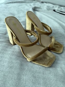 High Heels size 7