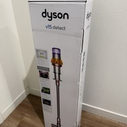 DYSON V15 DETECT