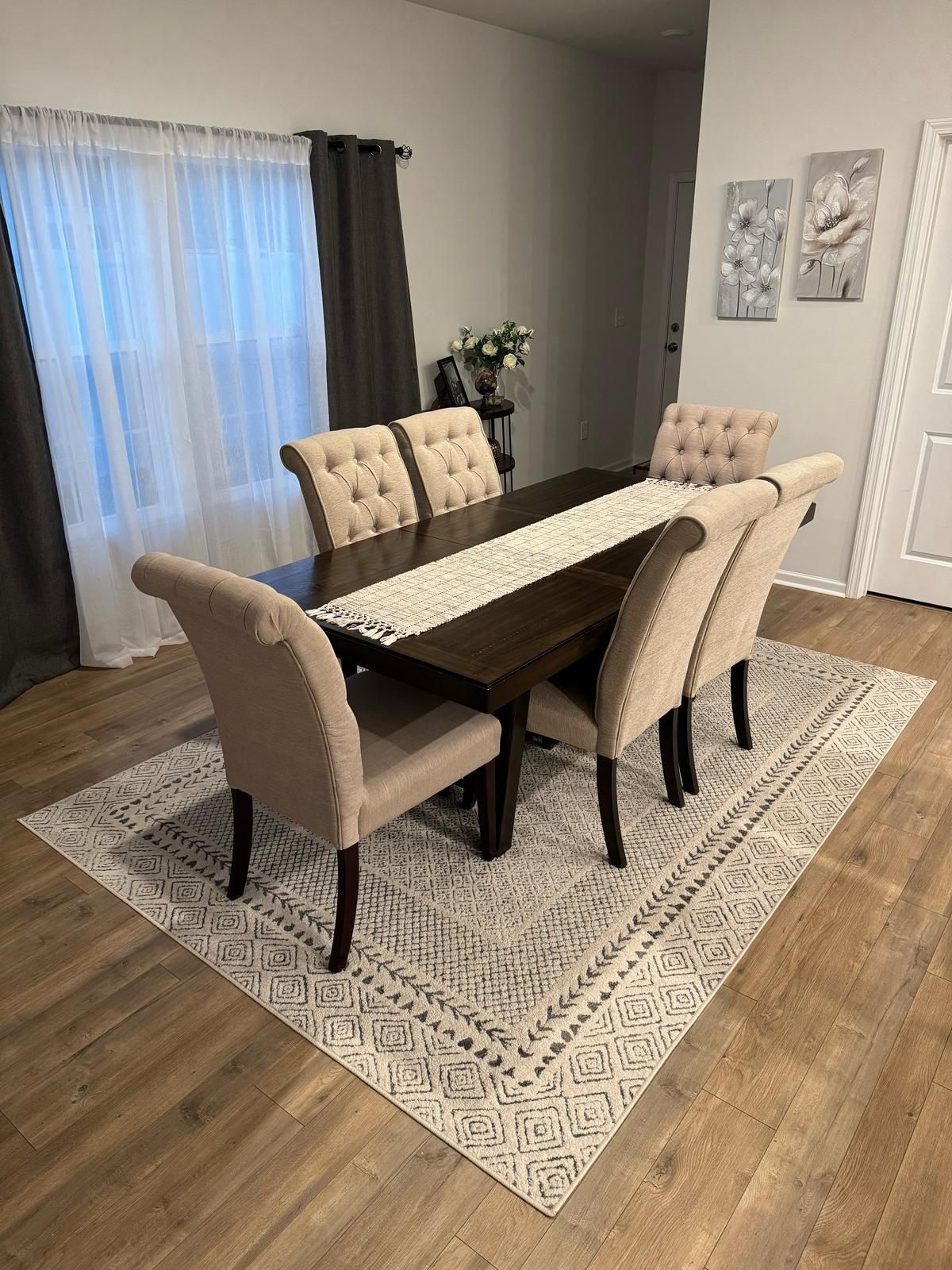 Dining table and 8 chairs
