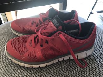 Red/black nikes