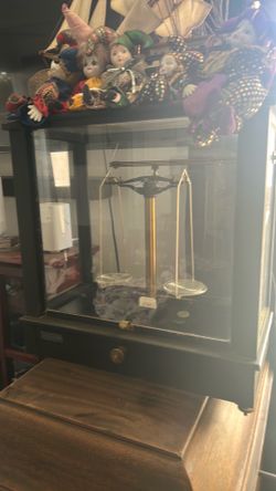 Antique vintage analytical scale