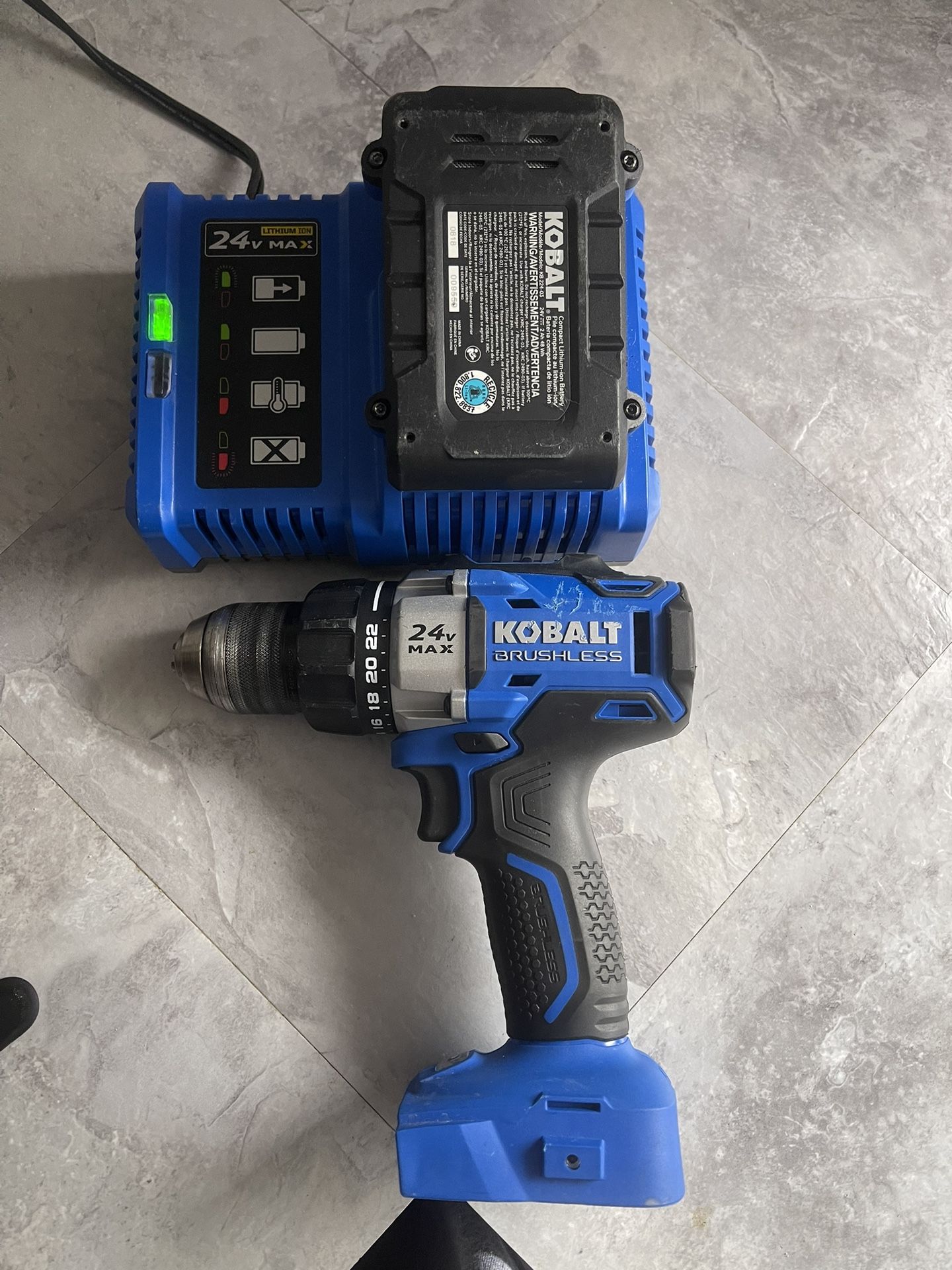 Kobalt 24-volt 1/2-in Keyless Brushless Cordless Drill Craftsman
