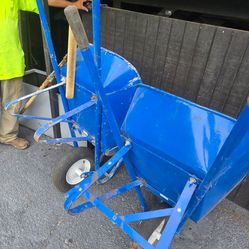 2 Wheel Barrows