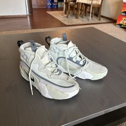 Nike React Frenzy SE ( Sea Bone) 8.5 Men