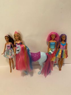 Barbie Dreamtopia rainbow unicorn & princesses, Doll Added