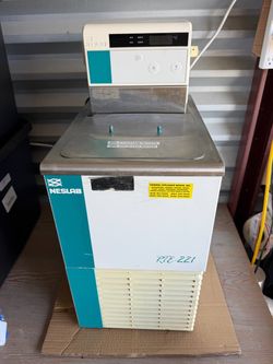NESLAB RTE-221 Refrigerated Circulating Water Bath Chiller Tested Working