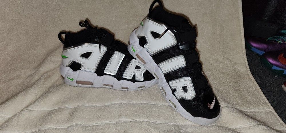 Nike Air More Uptempo