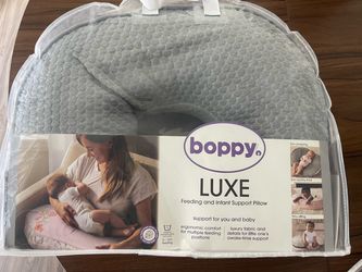 Boppy Luxe Feeding and Infant Support Pillow