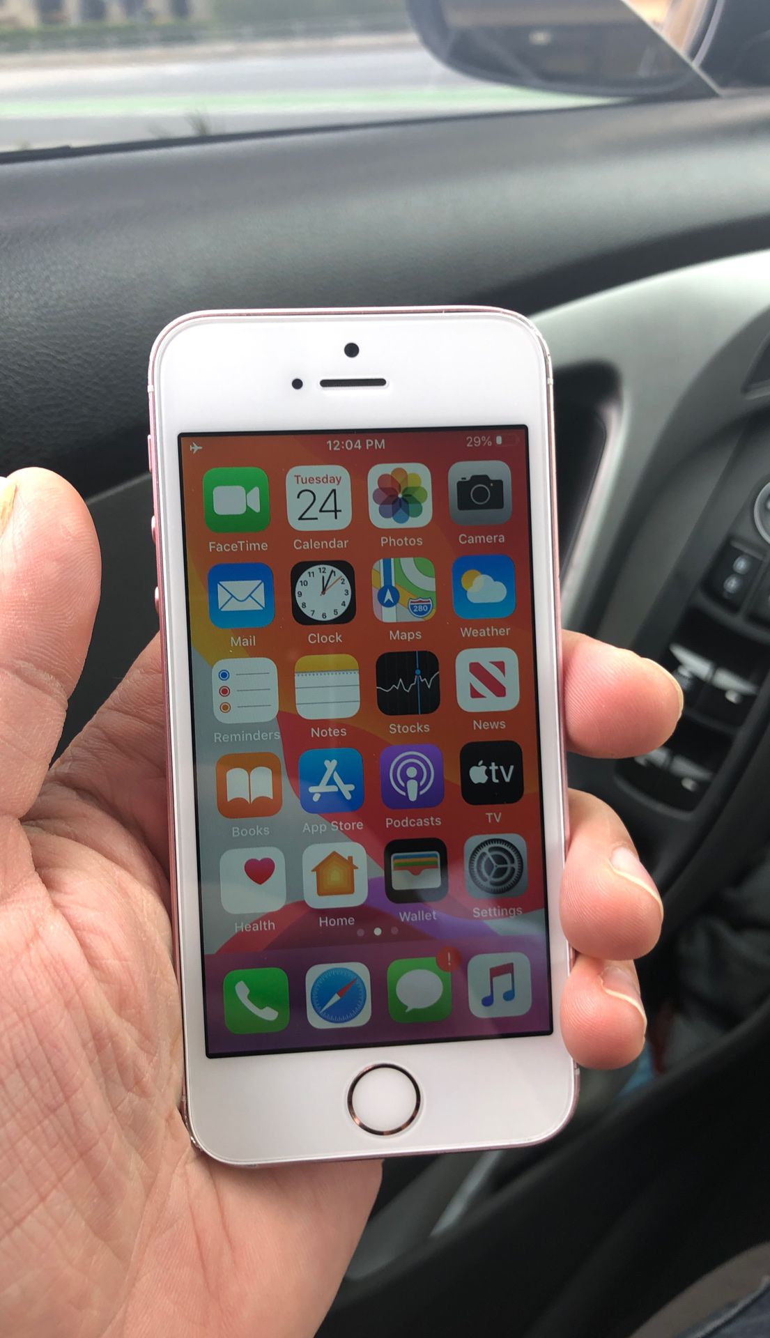 iPhone SE unlock T Mobile metro cricket att for sale