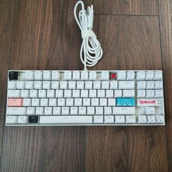 Redragon Mechanical Keyboard – White/Custom Keycaps – Red Switches