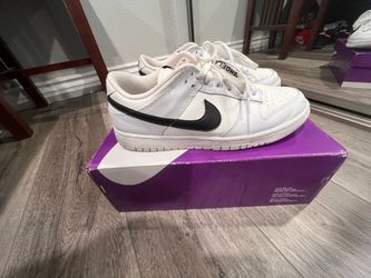 Nike Dunks