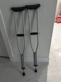 Adjustable Aluminum Underarm Crutches Pair