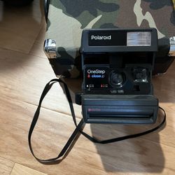 ***POLAROID OLD SCHOOL INSTANT CAMERA***
