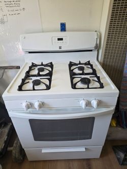 Kenmore White Gas Range Stove 30 inches wide