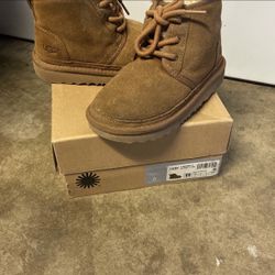 Uggs Boy 11