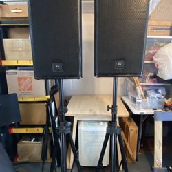 Musician/ DJ/ Church Sound System  And Speakers Yamaha EMX  512 SC Power Mixer Plus  Two Electro Voice ELX 112 