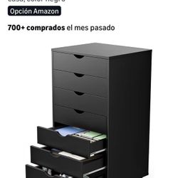 Small dresser with 7 drawers